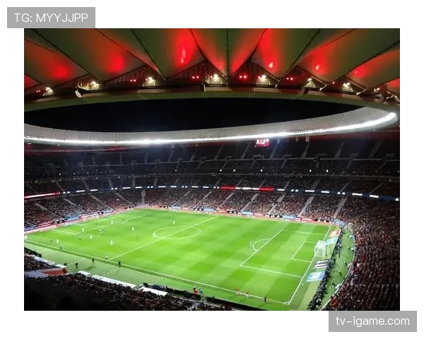 足球传奇开启辉煌新篇章，绿茵场上荣誉不断累积引关注