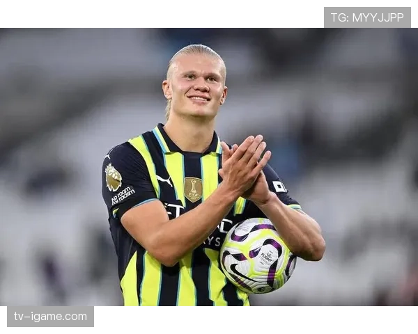 哈兰德点球表现惊艳，冷静精准获专家盛赞