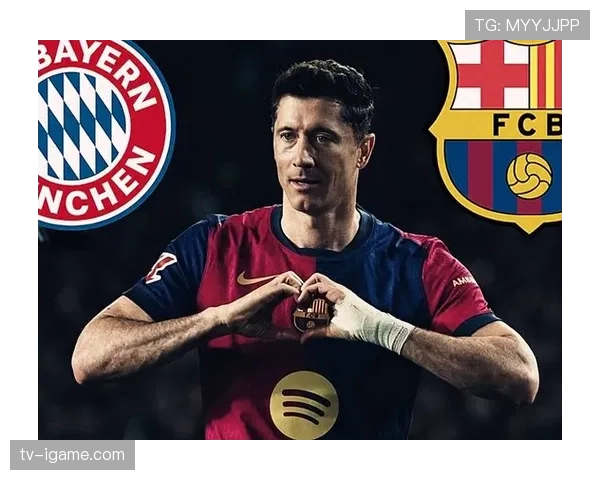 莱万多夫斯基荣膺西甲赛季最佳球员,续写传奇再引热议 莱万多夫斯基荣膺西甲赛季最佳球员,续写传奇再引热议