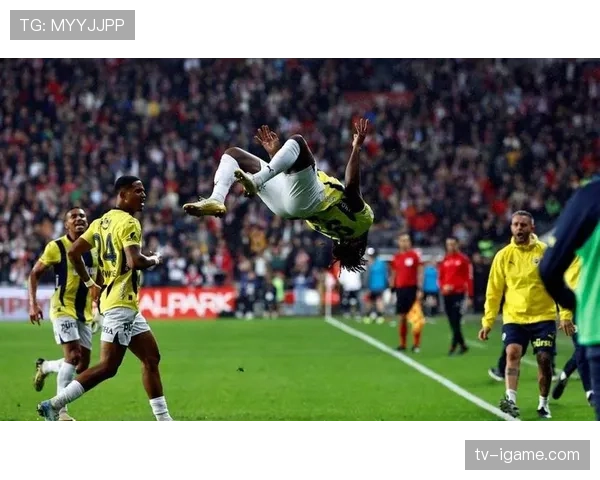 穆里尼奥关键比赛表现稳健,战术部署持续提升球队竞争力